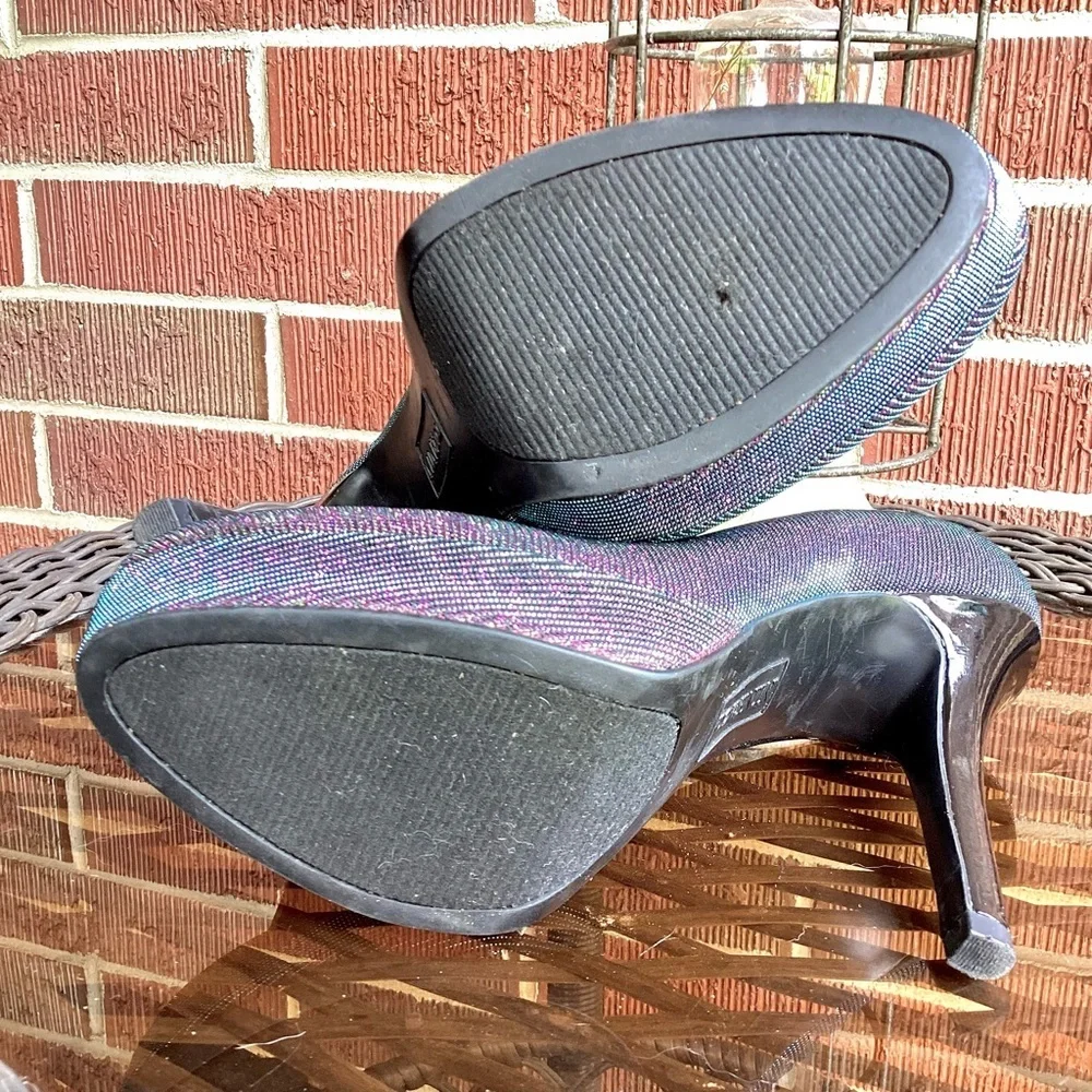 Nine & Company Iridescent Purple Stiletto Heels Size 7